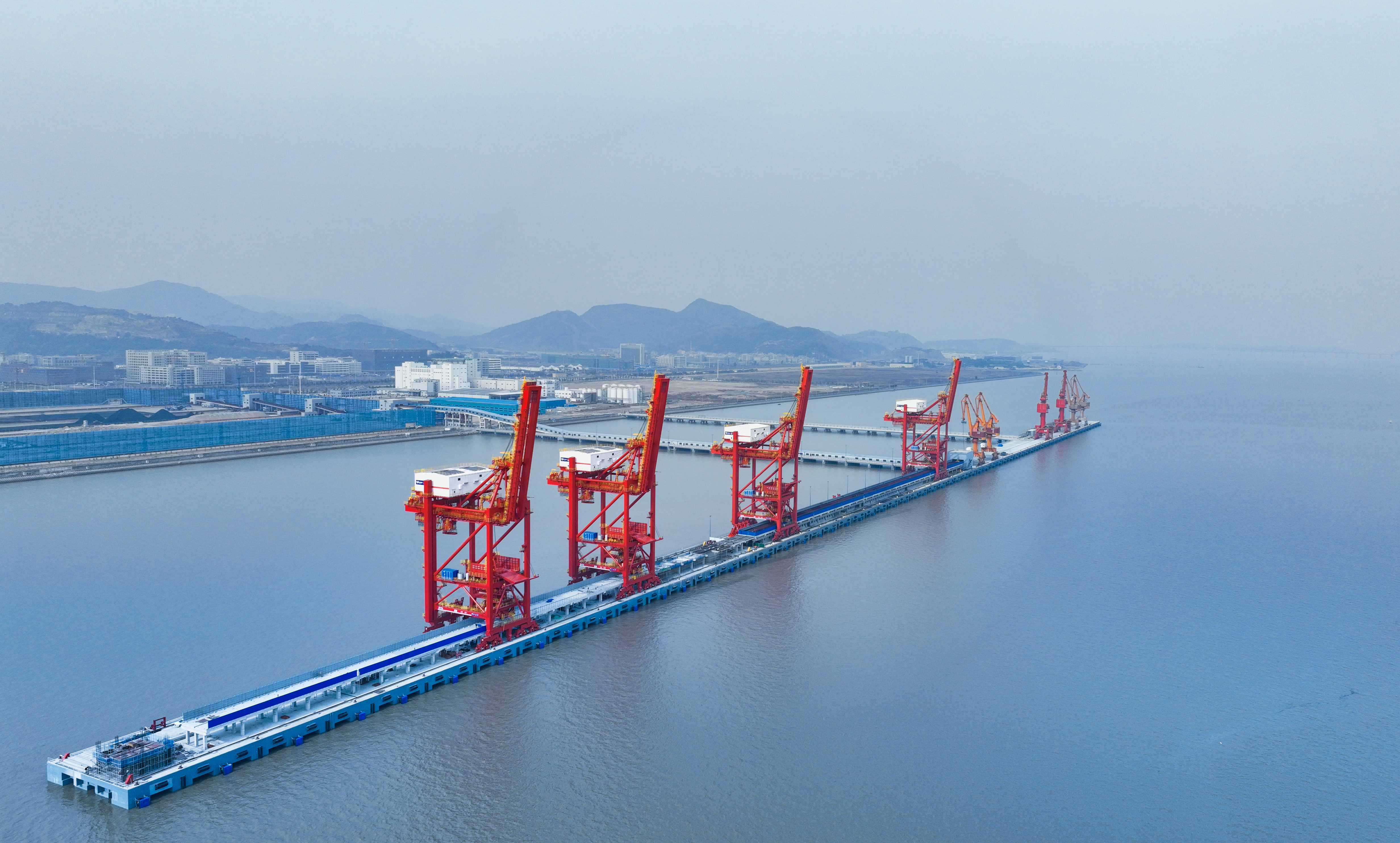 J9集团南岳、益嘉港务有限公司