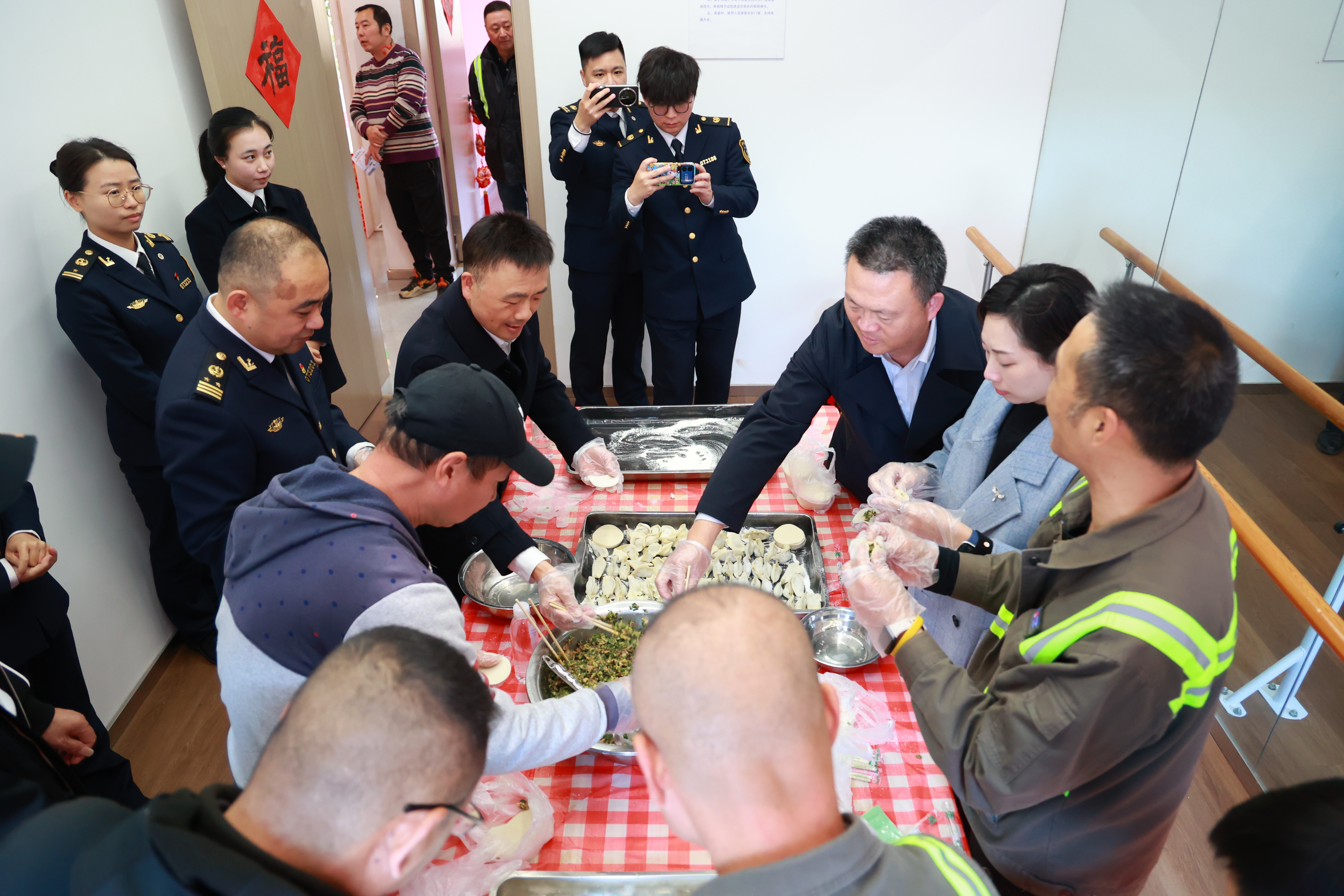 情暖船员，护航新春